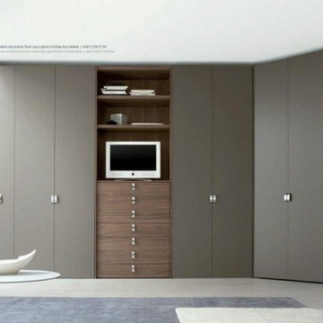 Walk-in Closets + Wardrobes
