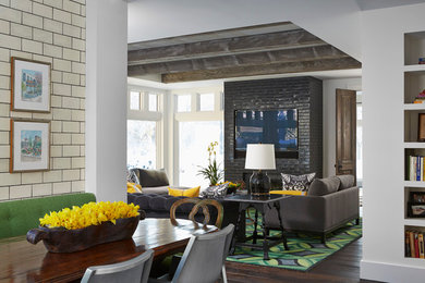This is an example of a transitional living room in Minneapolis.