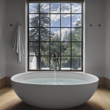 Atherton New Contemporary: Form and Light