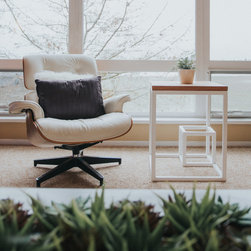 [inside] THE BOX - Side Tables And End Tables