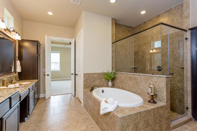 Bathroom - traditional bathroom idea in Houston