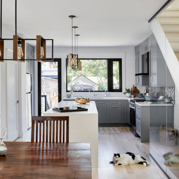 Muriel Ave. Contemporary Kitchen - Toronto
