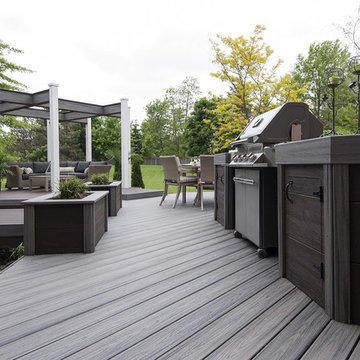 Mary & Iain's Deck