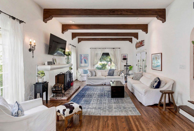 Houzz Tour: Spanish Colonial Style Gets a Colorful Makeover