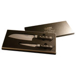 Master Grade - I.O. SHEN 2 Kitchen Knife Set, Santoku Knife, Paring Knife, Sharp Knife Set - Introducing the latest addition to the I.O. Shen collection: a beautifully crafted gift set featuring the Sahm Khom Santoku Knife (6 ¼”/160mm) and the Pointed Paring Knife (4 ¼”/105mm). Utilizing our innovative Triplex Steel Technology, these kitchen knives combine a core of super-hard Rockwell 62° steel with two layers of softer Rockwell 10° stainless steel, resulting in an exceptional cutting edge. Each blade is meticulously handcrafted with a 15° edge, ensuring razor-sharp precision and long-lasting sharpness. The unique “Yin Yang” inspired Tai Tang handle not only enhances balance and stability but is also a testament to aesthetic and functional design. Crafted from durable, heat-resistant ebonite, the handle is designed for longevity and comfort. Please hand wash only to maintain the integrity of the knife set. Every I.O. Shen knife is expertly finished over an average of 7 hours, underscoring our commitment to quality and performance.