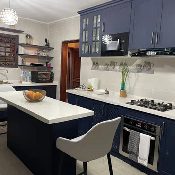 Full Kitchen Panoramic View – Central Shaker Breakfast Island