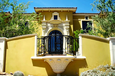 Tuscan exterior home photo in Phoenix