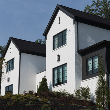 Contemporary Asymmetrical Modern Home Exterior