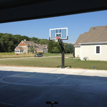 Jeffrey Z's Pro Dunk Platinum Basketball System on a 50x32 in Hartland, WI