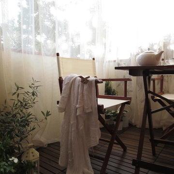 Il balcone si tinge di bianco