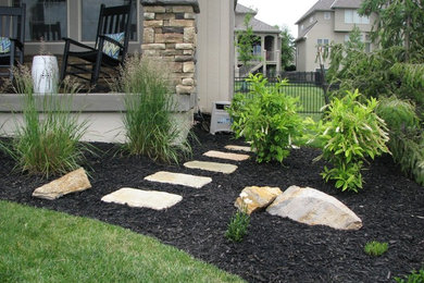 This is an example of a traditional landscaping in Omaha.