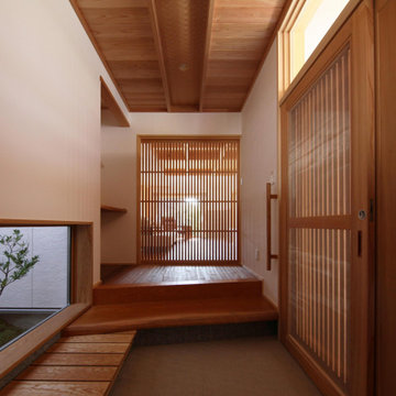 坪庭のある招き屋根の家／春日井市