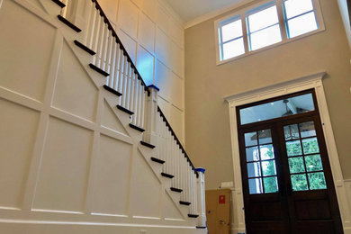 Inspiration for a transitional home design remodel in Toronto