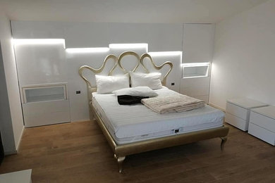 Ispirazione per una camera da letto design