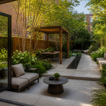 Layered Urban Courtyard Concept for a Narrow Townhouse Backyard