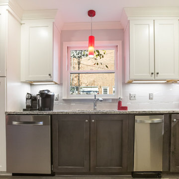 Pineway Transitional Kitchen