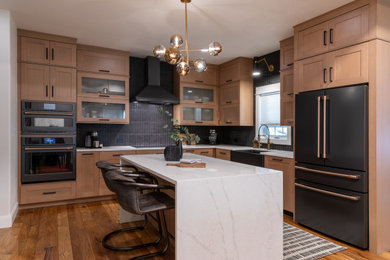 Kitchen - transitional kitchen idea in Denver