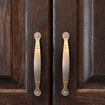 Red oak with espresso stain
