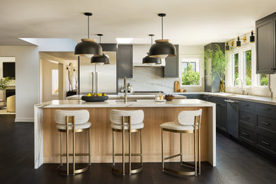 Transitional kitchen photo in San Francisco