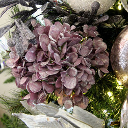 Design 125 Showroom Christmas Products 2015 - Christmas Ornaments