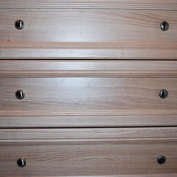 Walk-In Closets with Drawers