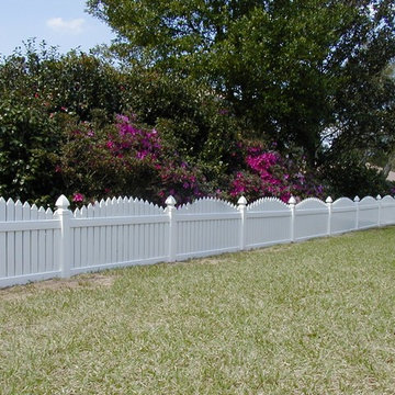 IMPERIAL VINYL PICKET FENCE
