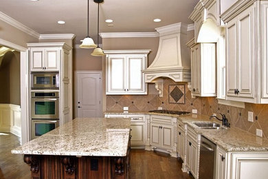 Inspiration for a kitchen remodel in St Louis