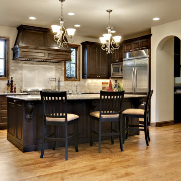 Traditional Kitchen Cabinetry
