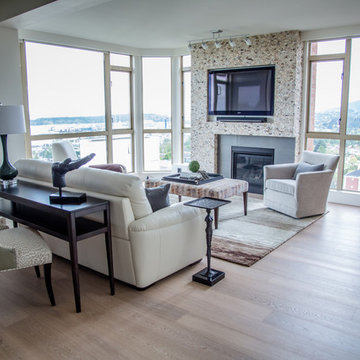 Keith Road Highrise, Transitional-Style Renovation