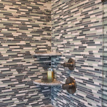 Apt 2 bathroom