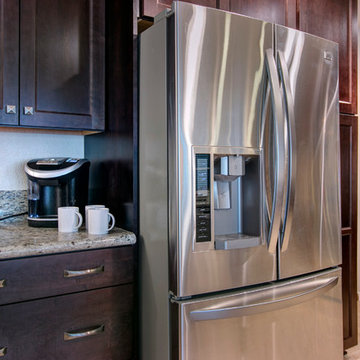 Espresso Maple Kitchen (AFTER)