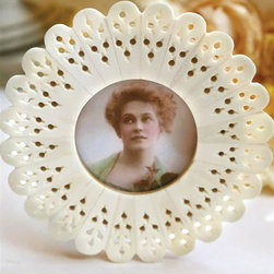 Scalloped Bone Frame - Picture Frames