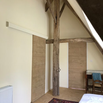 Petit Salon vers SDB et Chambre