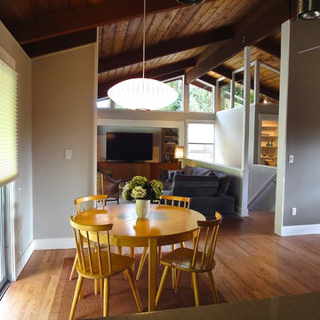Mid Century Modern in Sammamish, WA