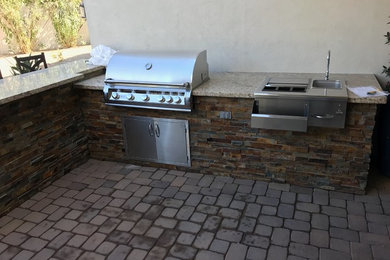 Exterior home idea in Phoenix