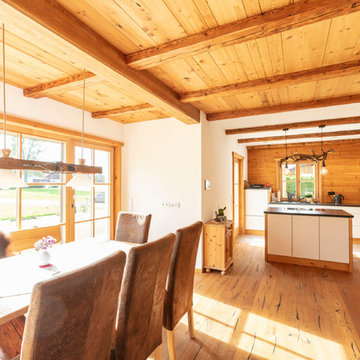 Holzpur Massivholzhaus