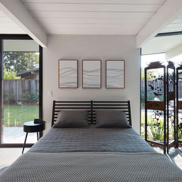 Indoor-Outdoor Eichler