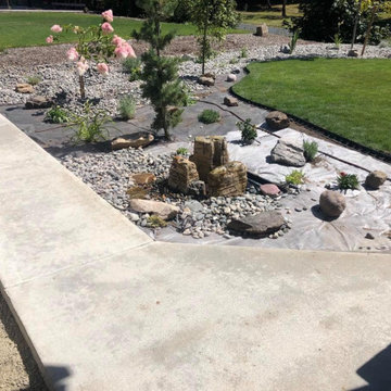 Pagoda Fountain Rocks Set of 3 Landscape Fountain