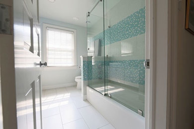 Minimalist bathroom photo in Other