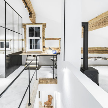 MÉNAGE Á TROIS - Farmhouse