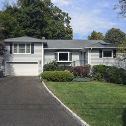 CertainTeed Cedar Impressions Vinyl Siding - Riverside, CT - Siding And Stone Veneer