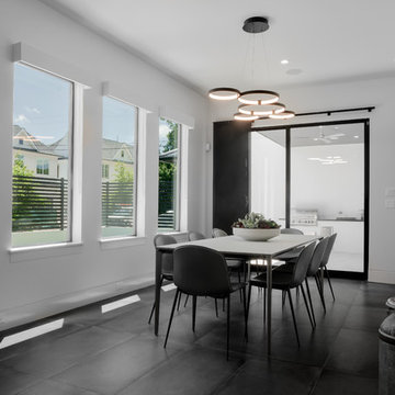 Contemporary Auline