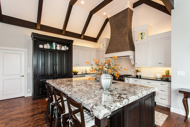 Elegant kitchen photo in Wichita