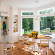 Breakfast bay window Nook