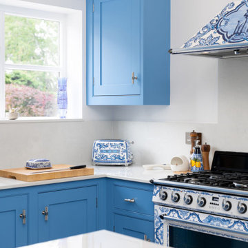 Italian-Inspired In-Frame Shaker Kitchen