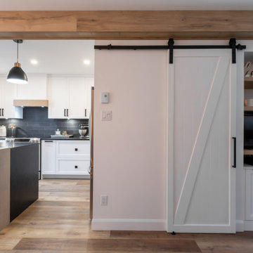 Transitional Kitchen with Farmhouse Feel