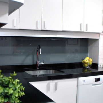 Vivienda amueblada Madrid. Cocina después