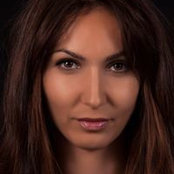 Cat Davoudi's photo