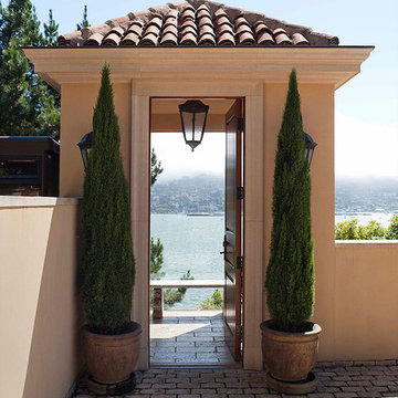Belvedere Lakeside Villa