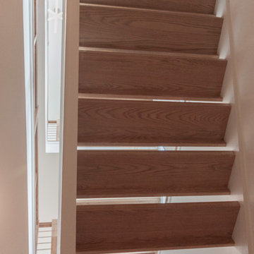 Project #48 | Contemporary Staircase with Warm Tones